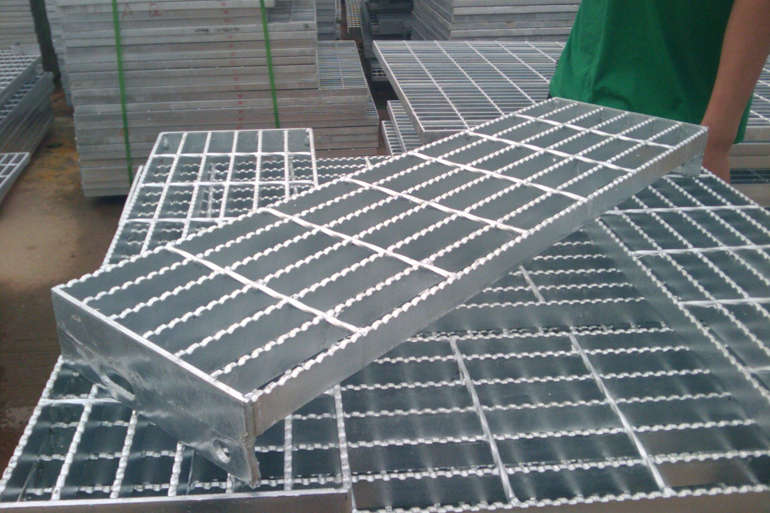 1563844906769075883.jpg 024.jpg